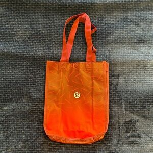 Lululemon bag